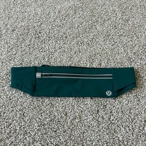 Lululemon Fast and Free Belt in Storm Teal size XS/S